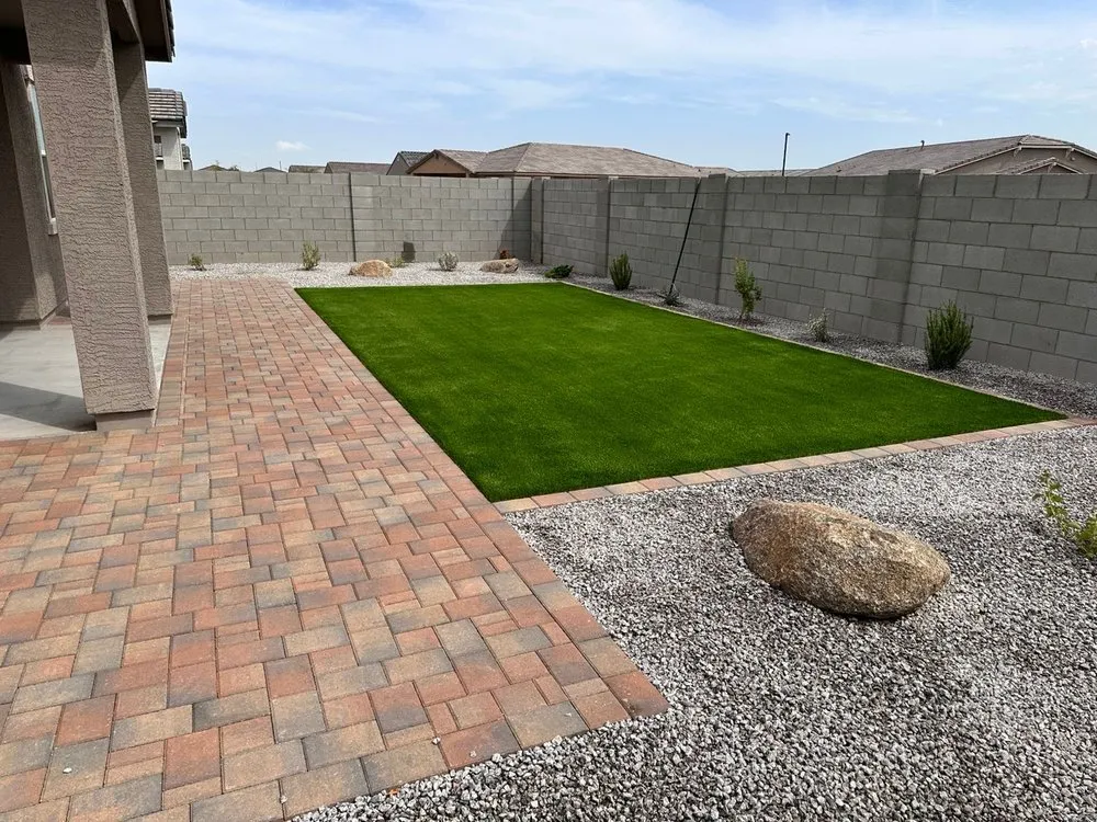 Custom garden landscaping for homes in El Mirage, AZ by A2Z Hardscaping