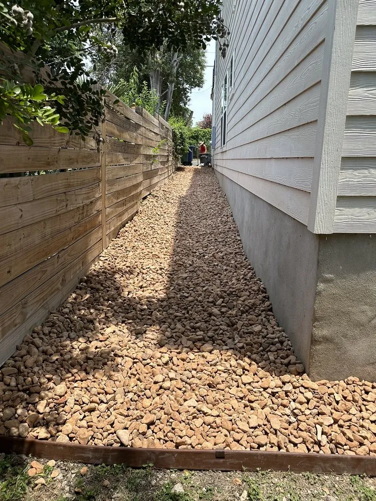 Top-rated landscaping services in San Antonio, TX by AA Landscapes