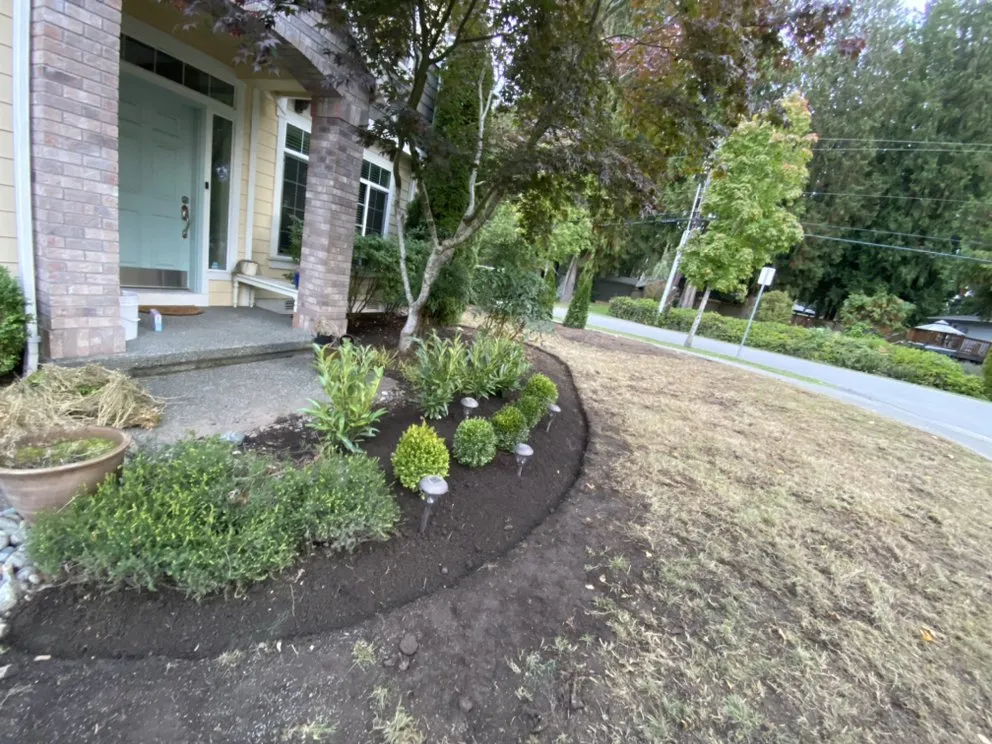 Reliable residential landscaping in Lynnwood, WA by A&A Landscaping And Concrete