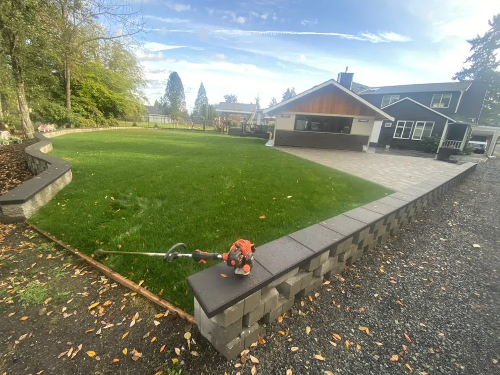 Custom yard cleanup service in Lynnwood, WA by A&A Landscaping And Concrete