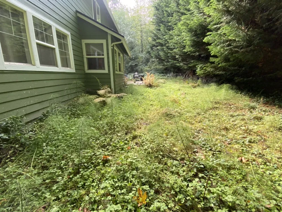 Expert garden landscaping in Lynnwood, WA by A&A Landscaping And Concrete