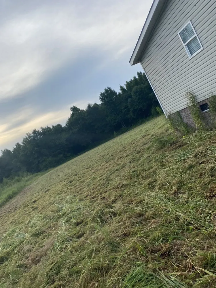 Professional yard cleanup service for outdoor upgrades across Georgetown, SC - A&A landscaping