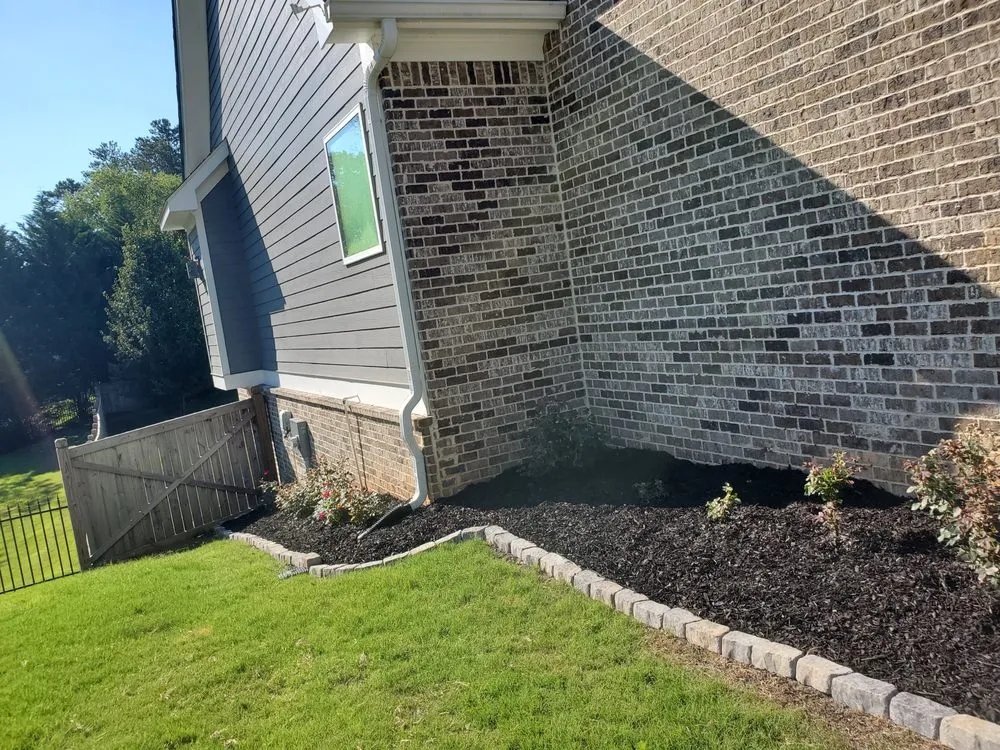 Local lawn care service for residential properties in Rockmart, GA by A&A MultiScapes