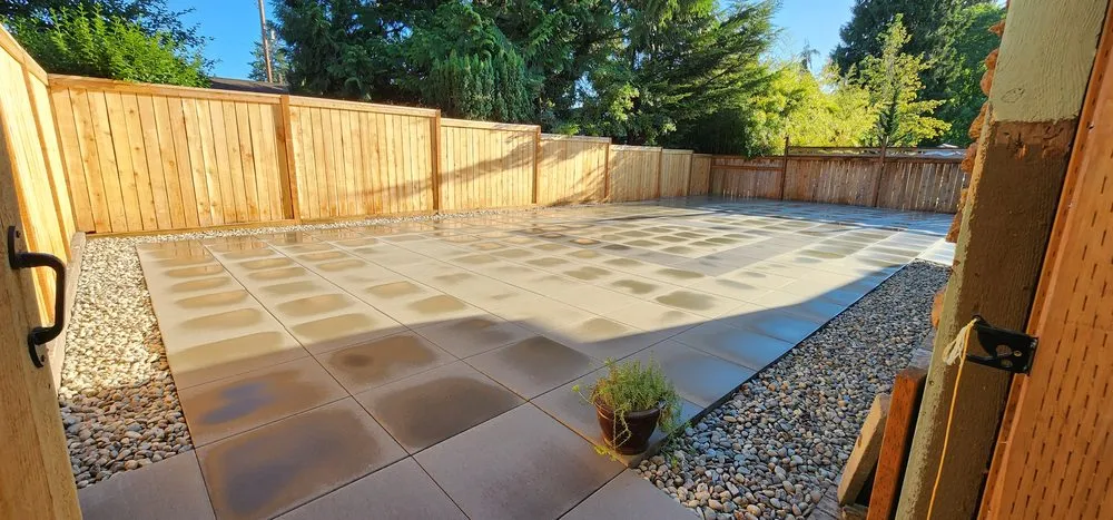 Custom yard cleanup service experts serving Everett, WA - A&A Smart G.C