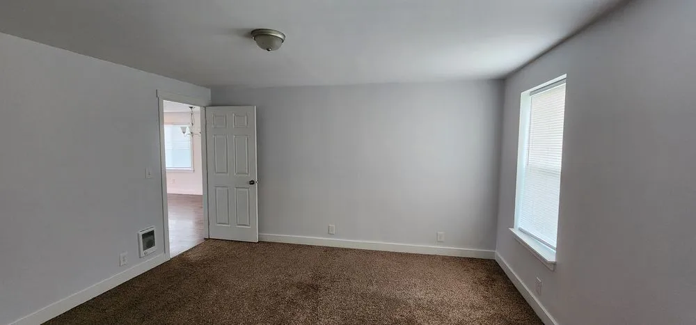 Expert lawn mowing service in Everett, WA - A&A Smart G.C