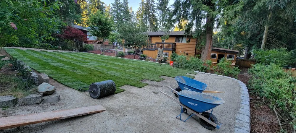 Affordable outdoor landscaping in Everett, WA by A&A Smart G.C