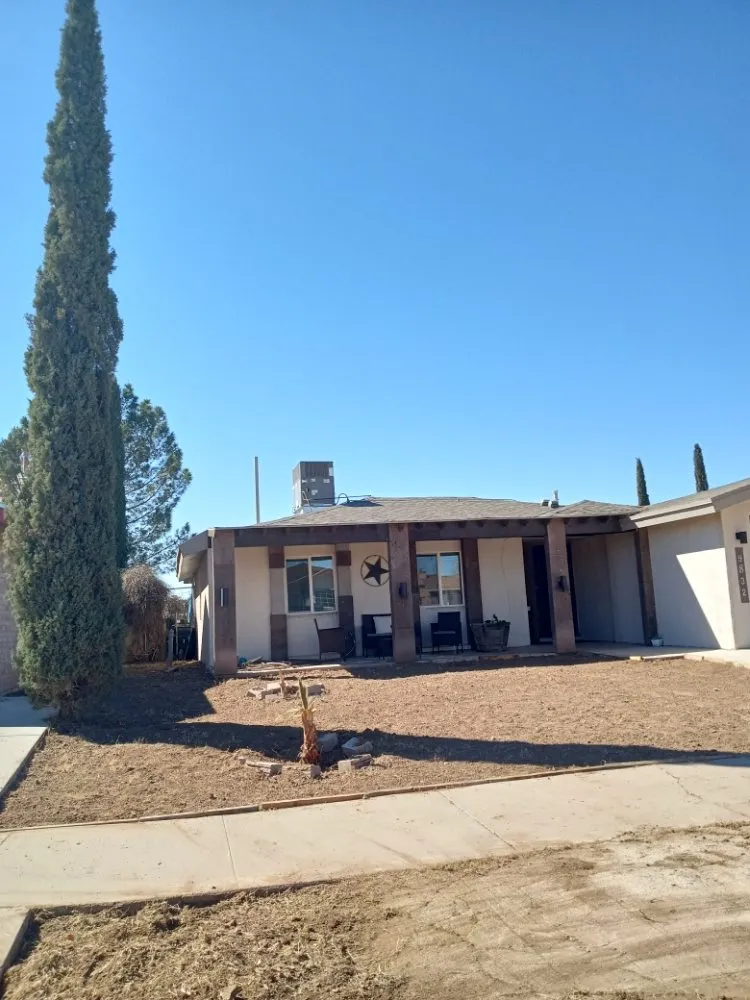 Affordable yard cleanup service with custom design in El Paso, TX by AAA Bros Lawncare