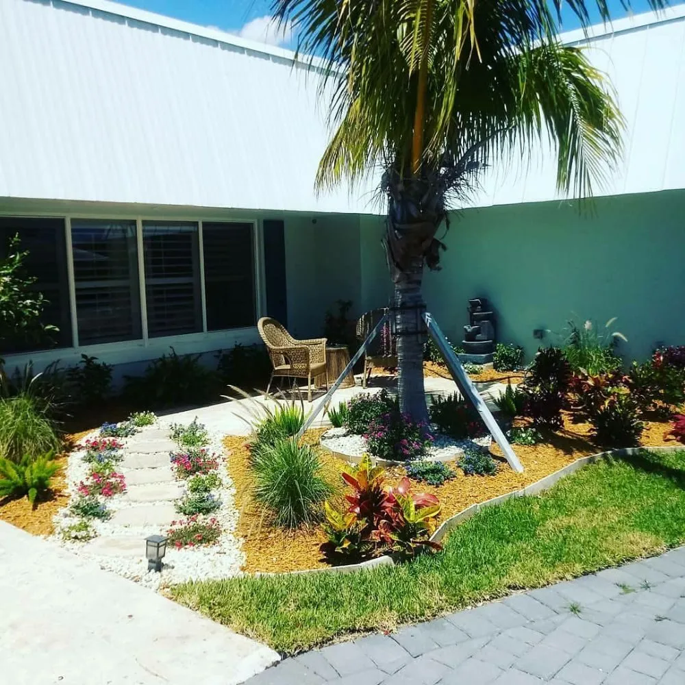 Local residential landscaping near you across Lake worth, FL - AAA Greencut