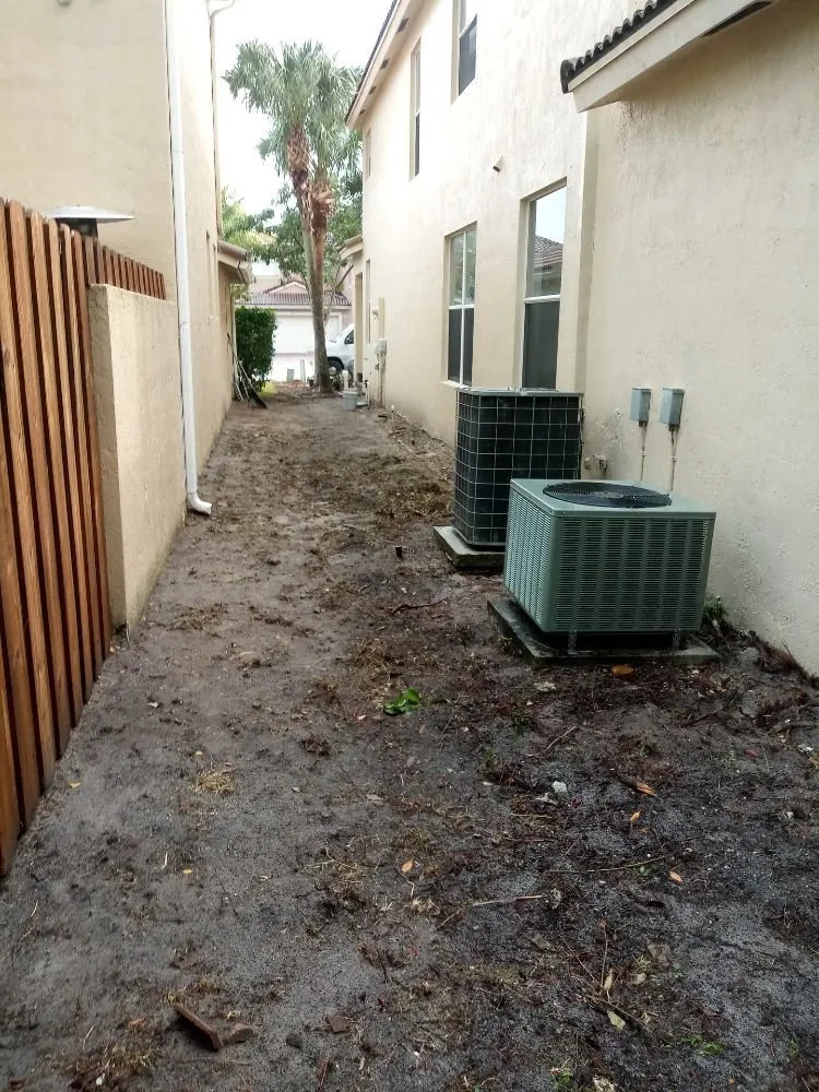 Custom residential landscaping experts serving Lake worth, FL - AAA Greencut