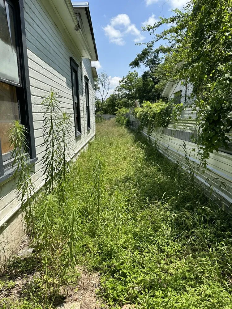 Affordable lawn mowing service for homes in Waco, TX by AAA Honest Landscaping