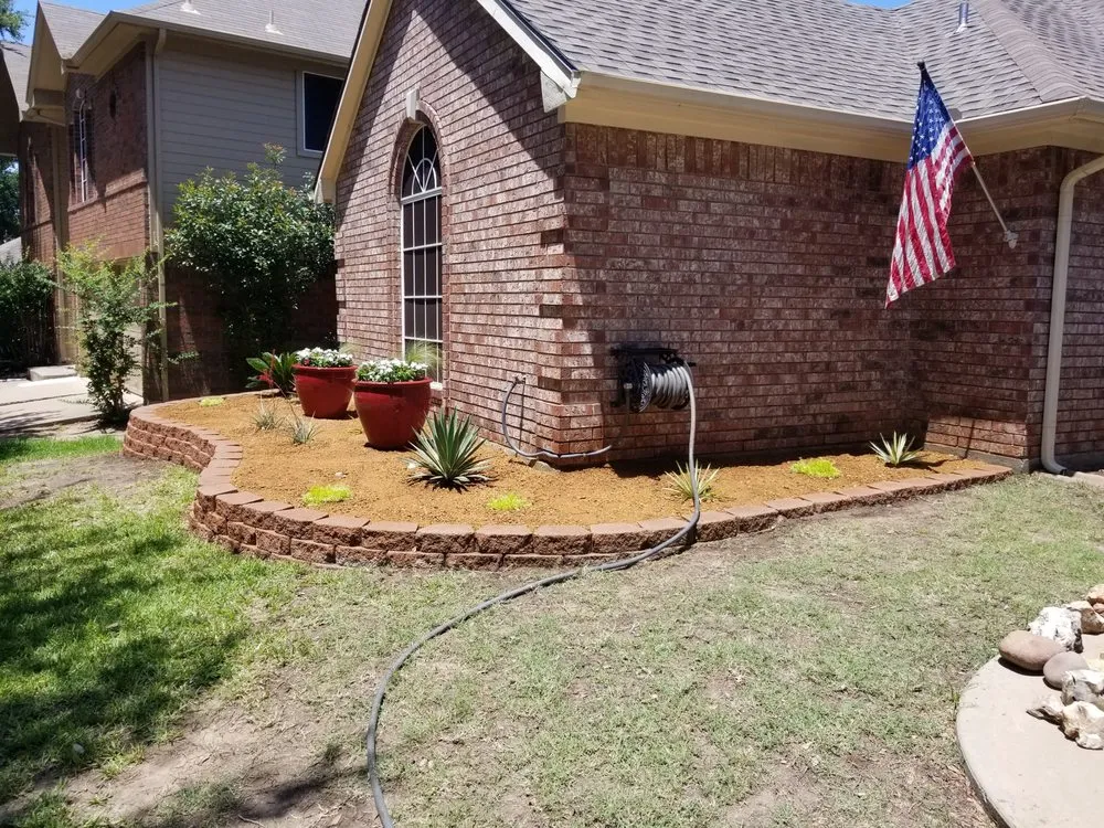 Local lawn mowing service experts serving Fort Worth, TX - AAA Integrity Lawn Care