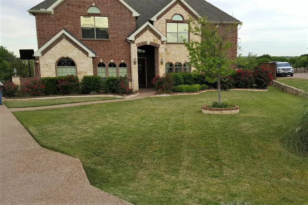 Local lawn mowing service in Fort Worth, TX by AAA Integrity Lawn Care