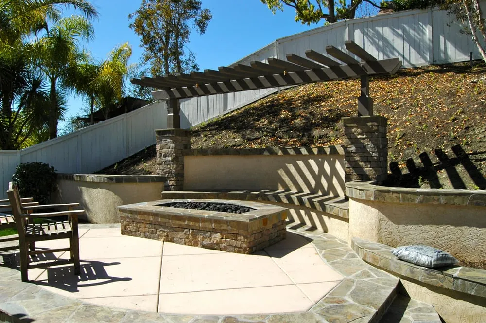 Trusted yard cleanup service for year-round maintenance in La Jolla, CA by AAA Landscape Specialists