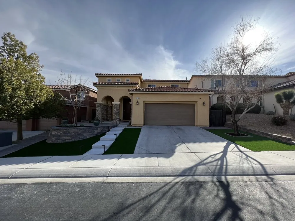 Affordable yard maintenance in Henderson, NV by AAA Landscaping