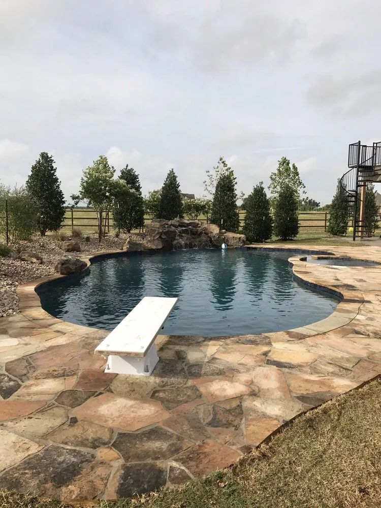 Custom yard maintenance in Oklahoma City, OK by AAA Landscaping