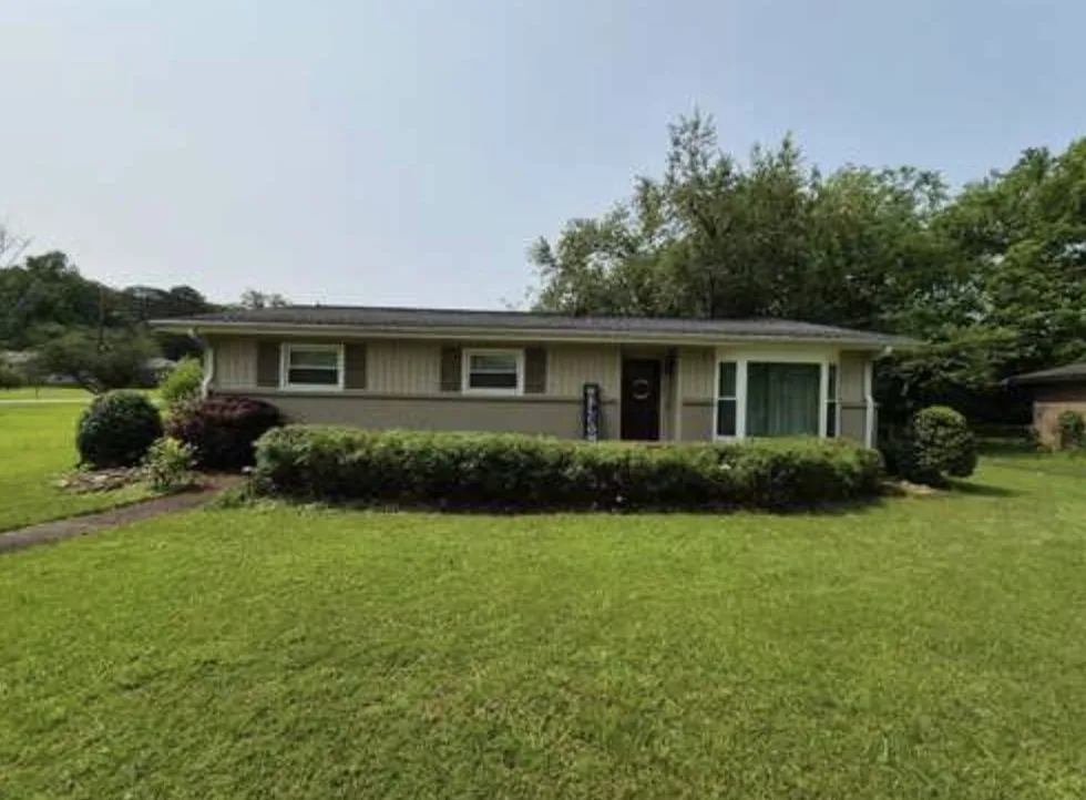 Local residential landscaping experts serving Rainbow City, AL - Aaa Lawn Service