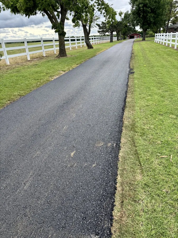 Reliable outdoor landscaping in Harwood, MO by AAA Paving