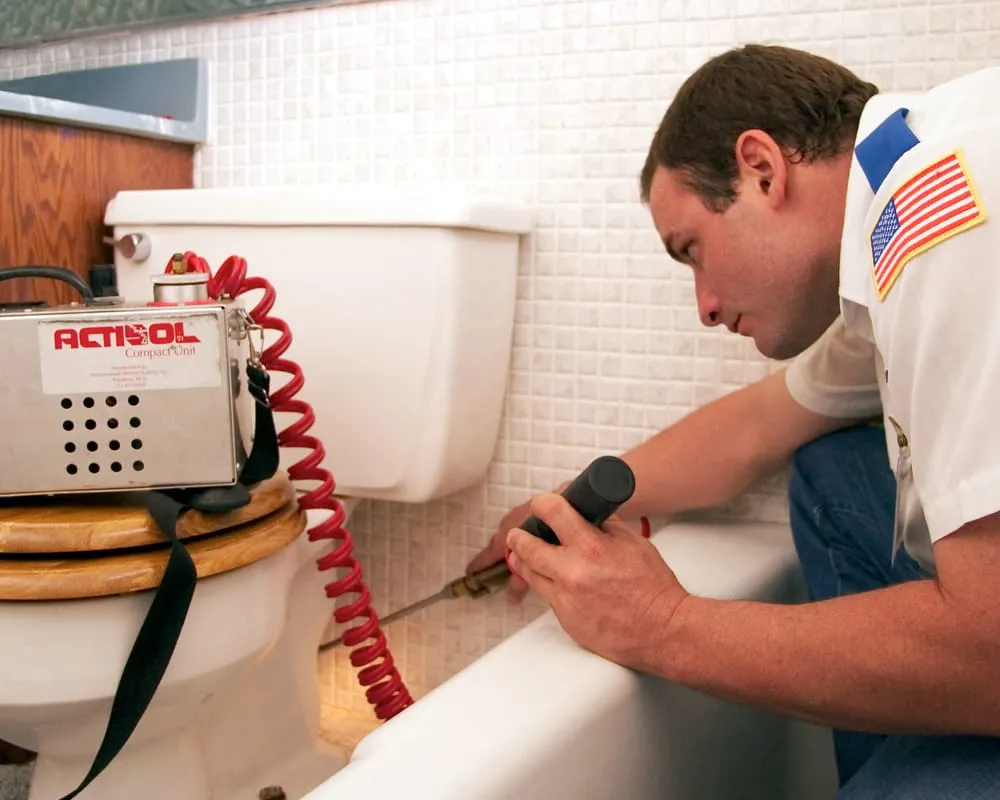 Custom yard cleanup service for beautiful yards across Fort Lauderdale, FL - AAA Pest Control