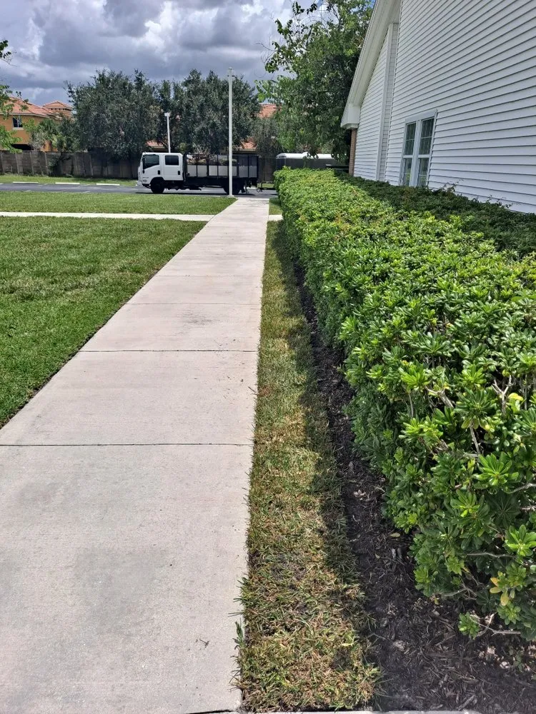 Top-rated lawn care service for outdoor upgrades across Fort Myers, FL - AAA Property Maintenance