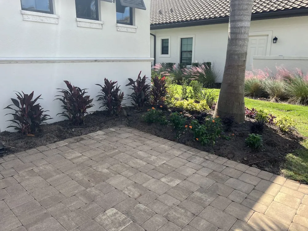 Affordable yard cleanup service experts serving Bradenton, FL - AAG Landscape Design & Install