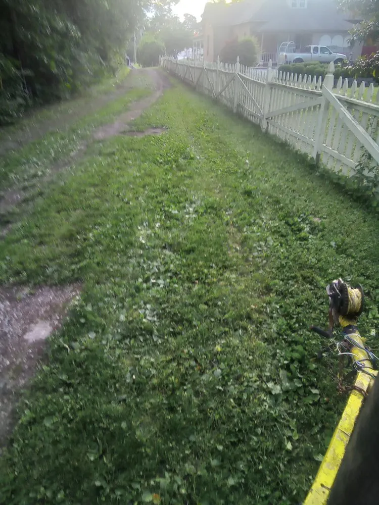 Expert landscaping services in McMinnville, TN - Aaj Lawnmower Service