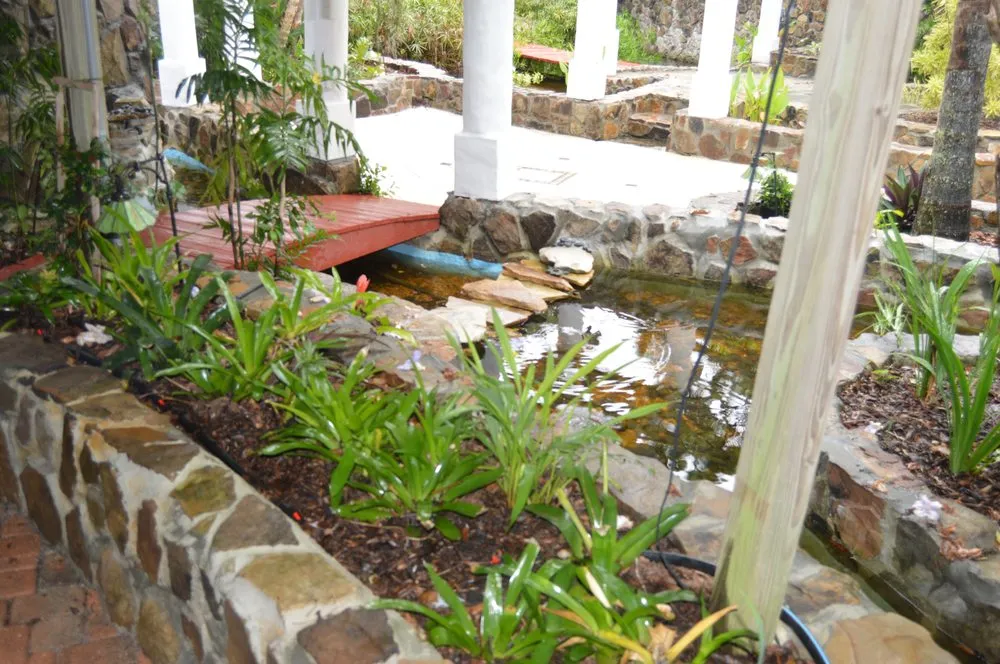 Expert garden landscaping in Osprey, FL by AAL by Frank Gabry