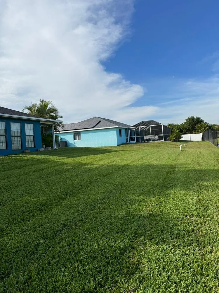 Reliable landscape design for year-round maintenance in Bonita Springs, FL by Aaliyah’s Lawn Service