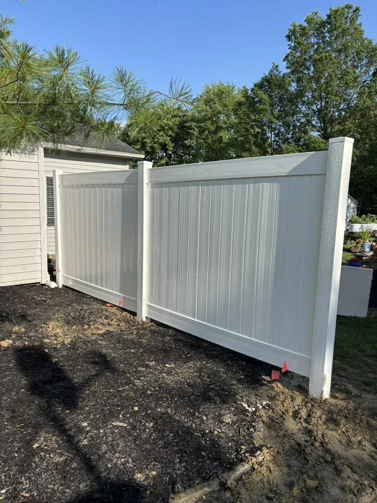 Custom lawn care service for year-round maintenance across Youngstown, OH - AAR Fencing