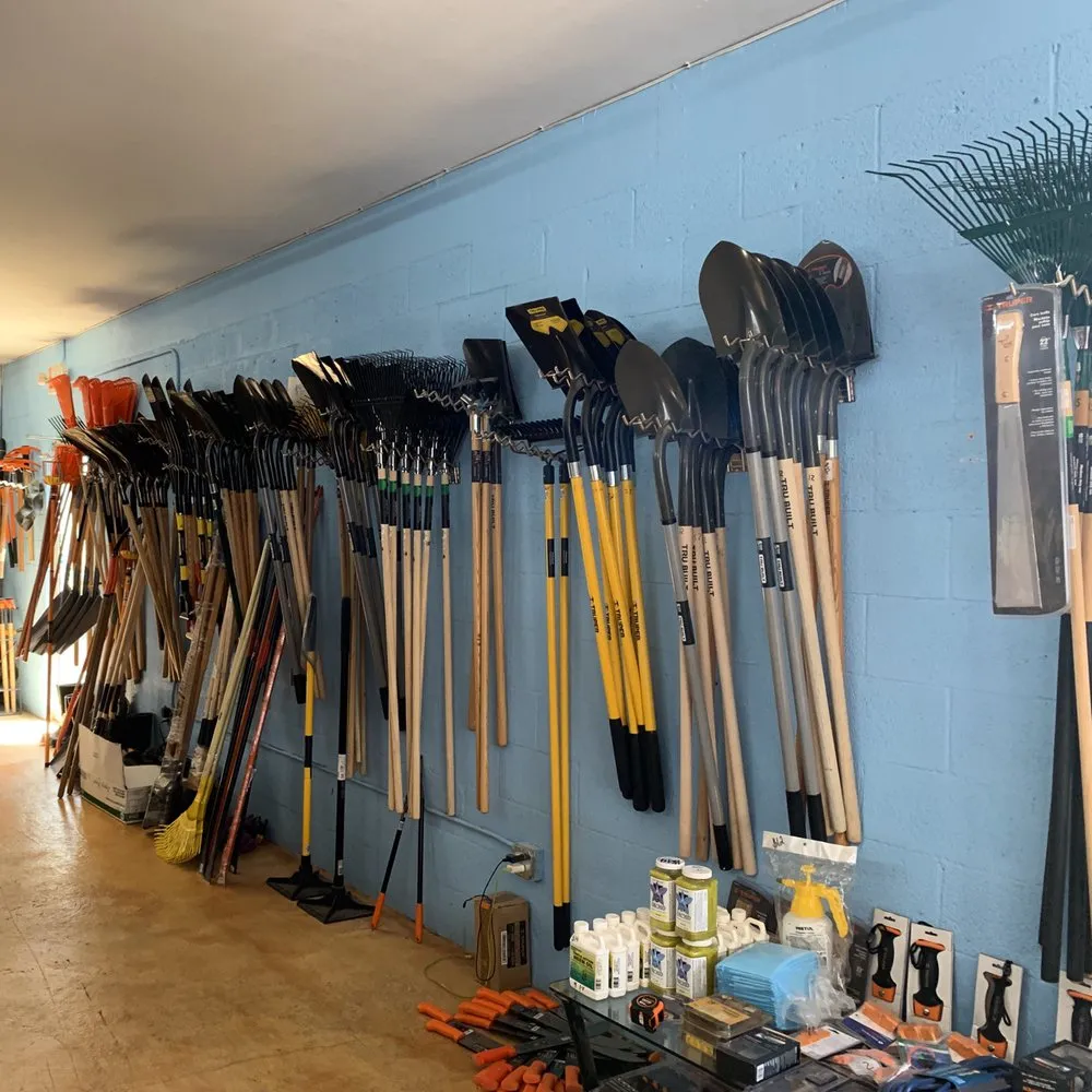 Professional yard maintenance in Miami, FL - Aaron Agriculture