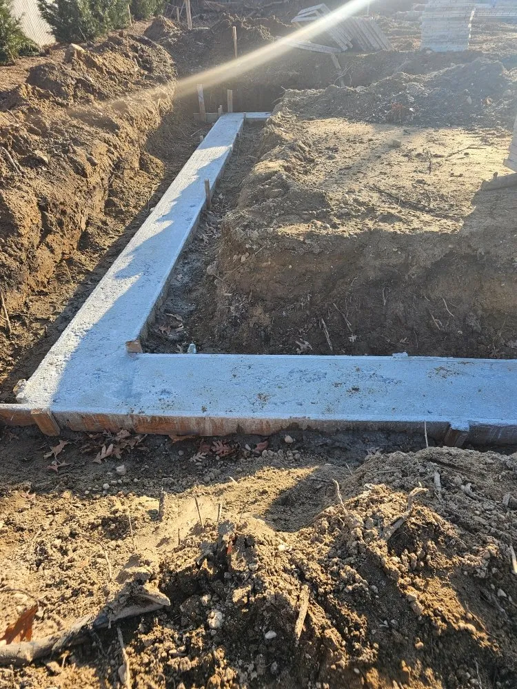 Trusted yard maintenance in Shirley, NY - Aaron K Corp