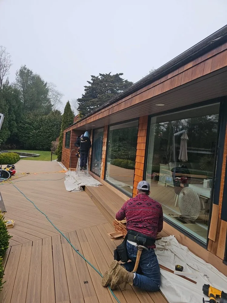 Trusted yard maintenance in Shirley, NY - Aaron K Corp