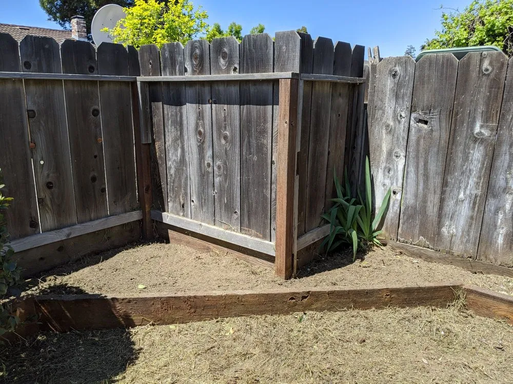 Affordable outdoor landscaping experts serving Modesto, CA - Aaron's Clean-Ups