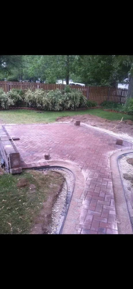 Custom garden landscaping experts serving Plymouth, IN - Aaron’s Landscaping & Handyman services