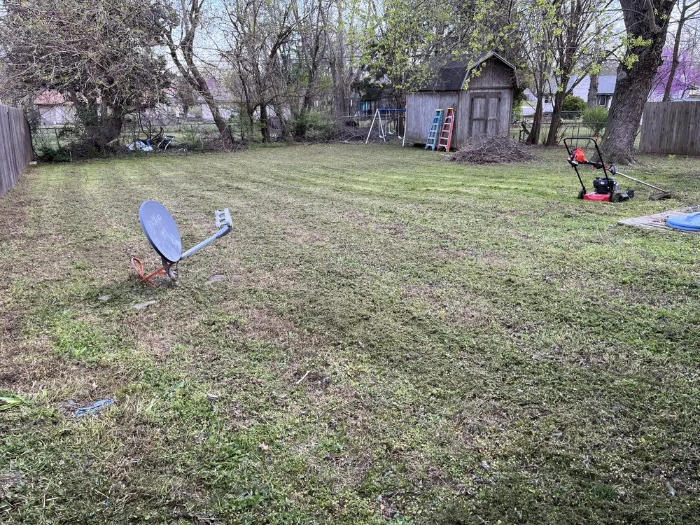 Reliable yard maintenance in Collinsville, OK by Aarons Landscaping