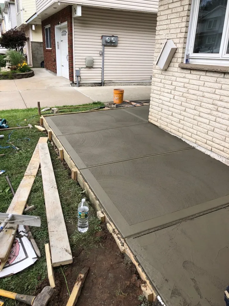 Professional residential landscaping near you in Staten Island, NY by Aaron's Landscaping inc