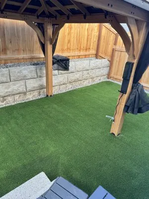 Aaron's Landscaping Logo