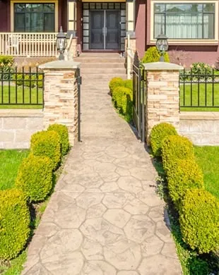 Professional outdoor landscaping for beautiful yards across Toddville, IA - Aaron's Lawn Care & Landscaping