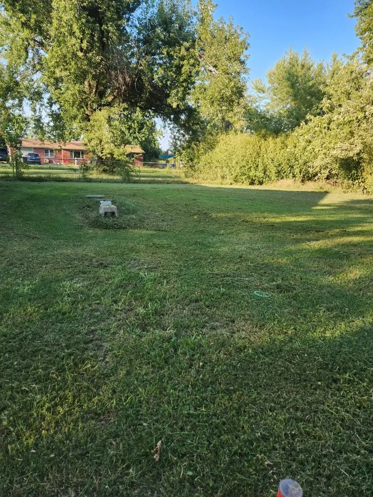 Top-rated landscape design with custom design in Wagoner, OK by Aaron's Lawn Care and Cleanup