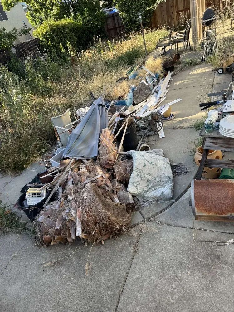 Affordable landscaping services experts serving Lincoln, CA - Aarons Lawn Care and Junk Removal