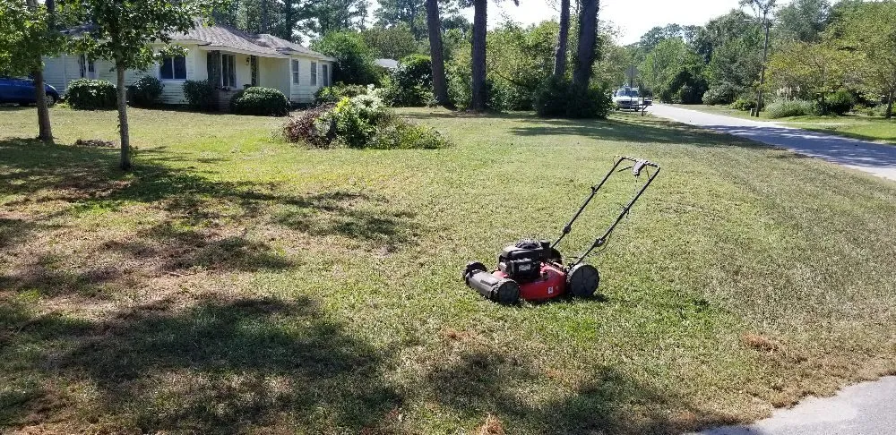 Trusted lawn care service in North Topsail Beach, NC - Aaron's Lawn Care