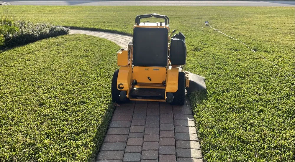 Trusted lawn mowing service near you in Saint Johns, FL by Aaron's Lawn Care