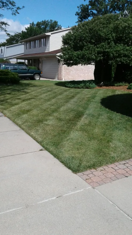 Affordable lawn care service for residential properties across Waterford Township, MI - Aaron's lawn care