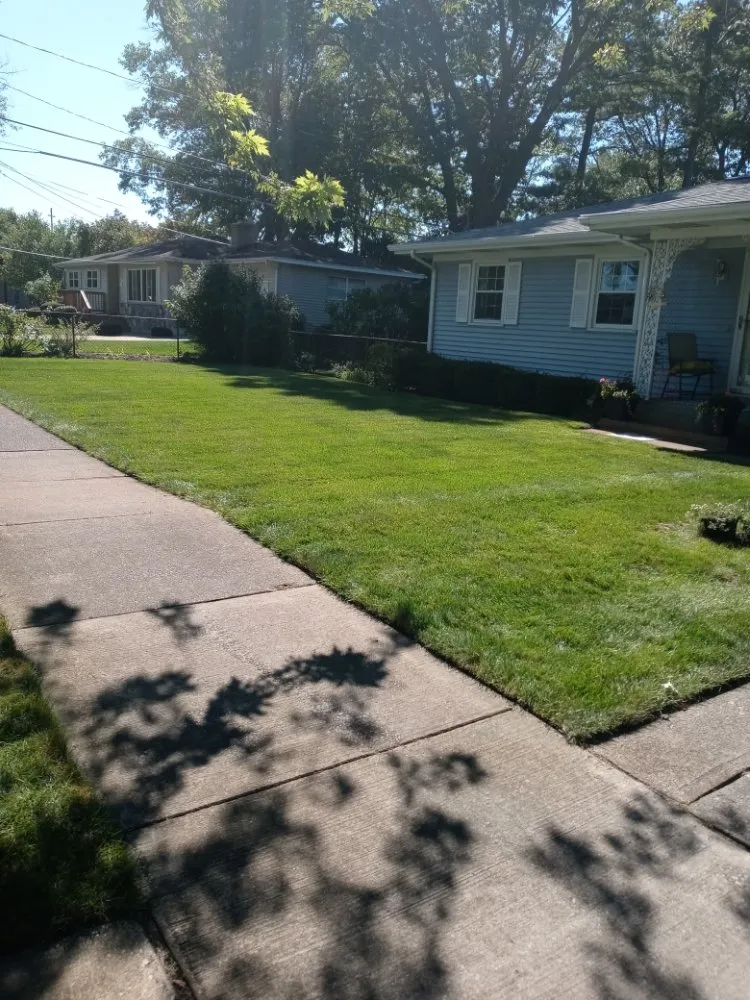 Trusted lawn care service in Muskegon, MI by AARON'S LAWN SERVICE
