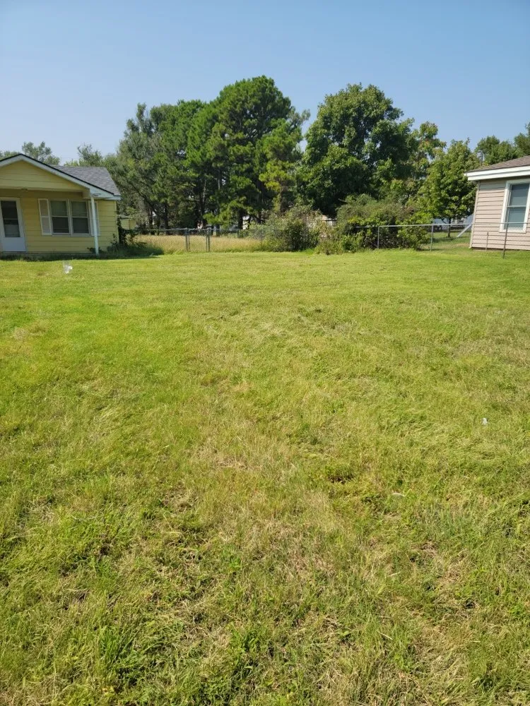 Custom landscape design in Wichita, KS - Aaron's Lawn Service