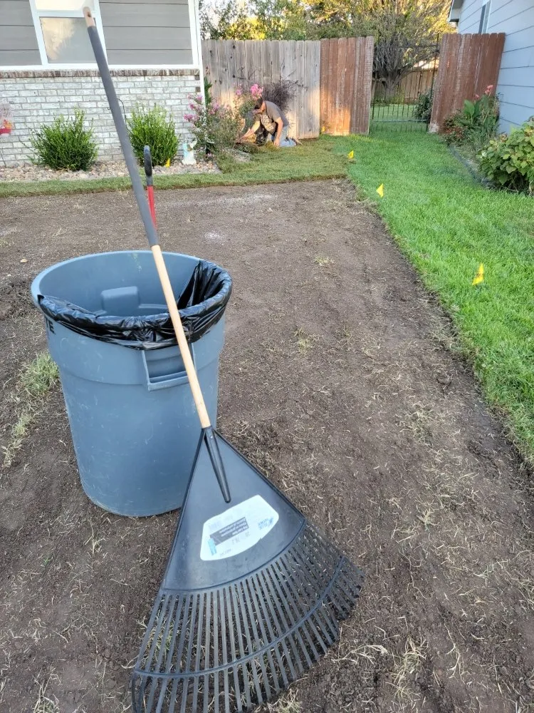 Trusted lawn care service experts serving Wichita, KS - Aaron's Lawn Service