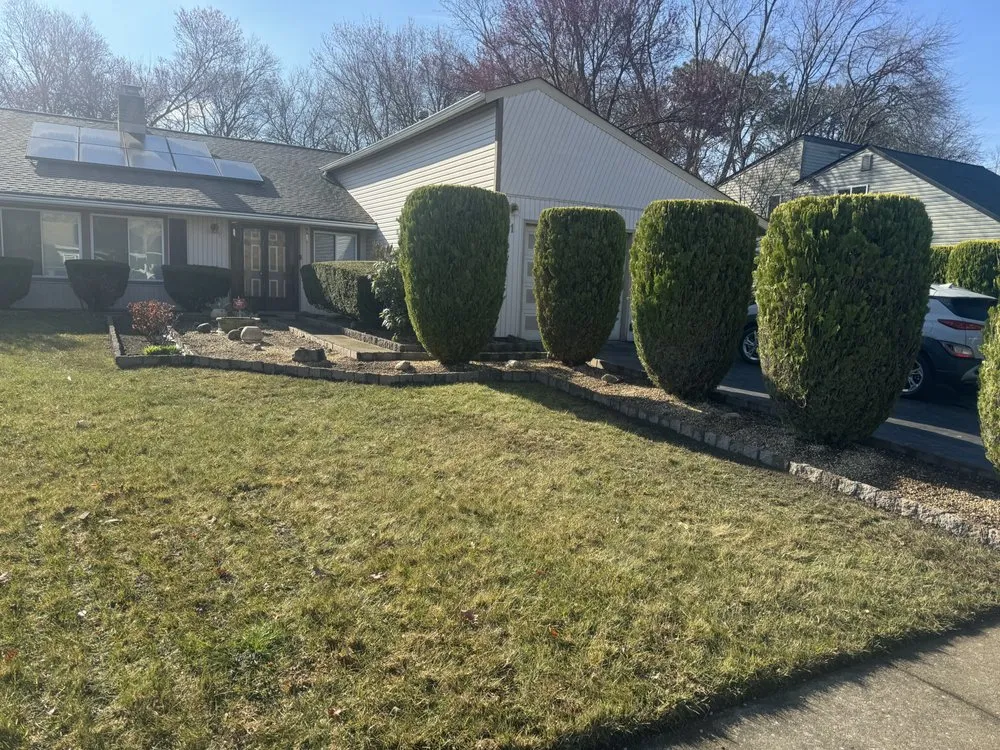 Custom yard maintenance experts serving Hammonton, NJ - Aaylandscaping