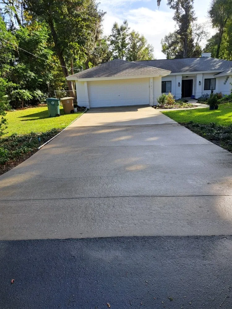 Custom residential landscaping in Ocala, FL by A&B Cleaning and Services