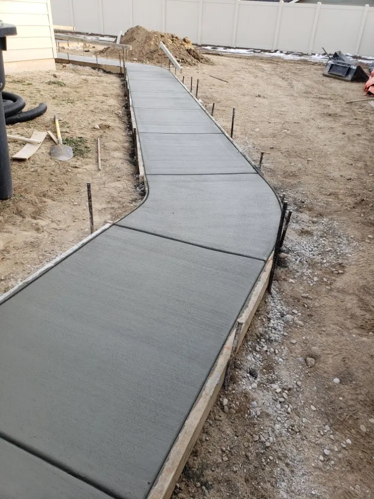 Custom garden landscaping experts serving Caldwell, ID - AB Concrete and Landscaping