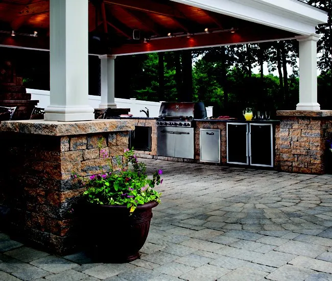 Local lawn care service experts serving Fredericksburg, VA - A&B Kearns Landscape Supply