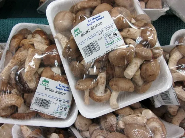 Local yard maintenance in Sacramento, CA by A&B Landscape Service